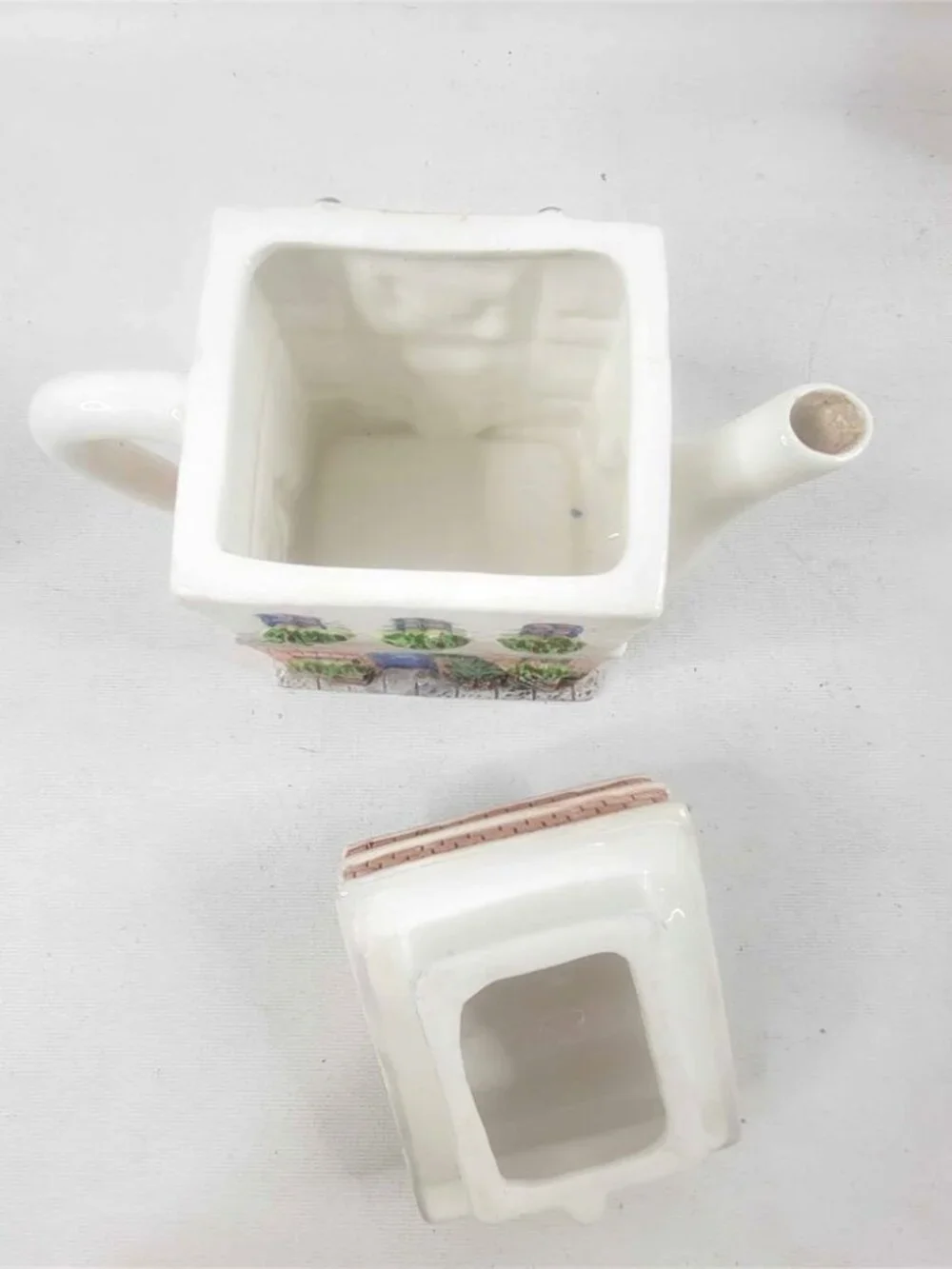 Toy Shop VINTAGE White/Multicolor Teapot w/Lid by Starite Industries, H-7